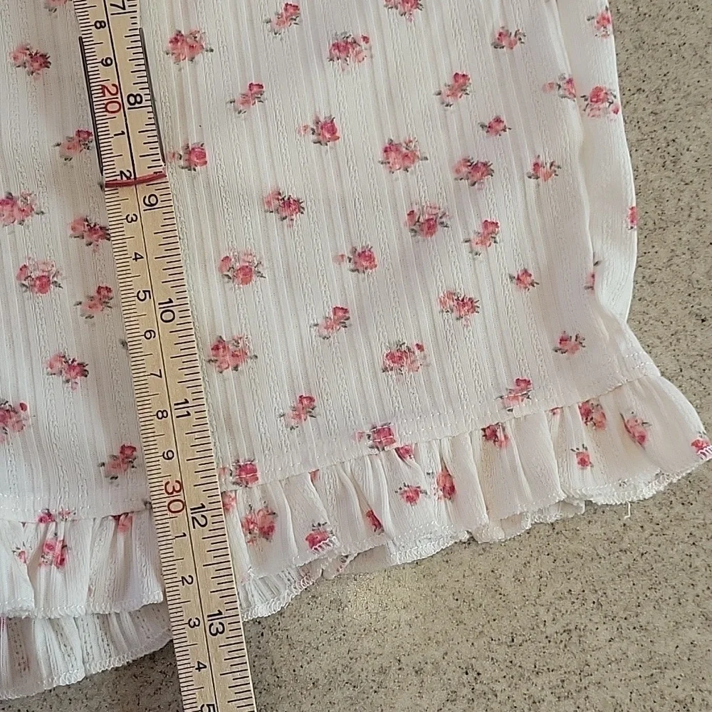 Better Together Floral Pajama Shorts With Ruffled Hem Size Small